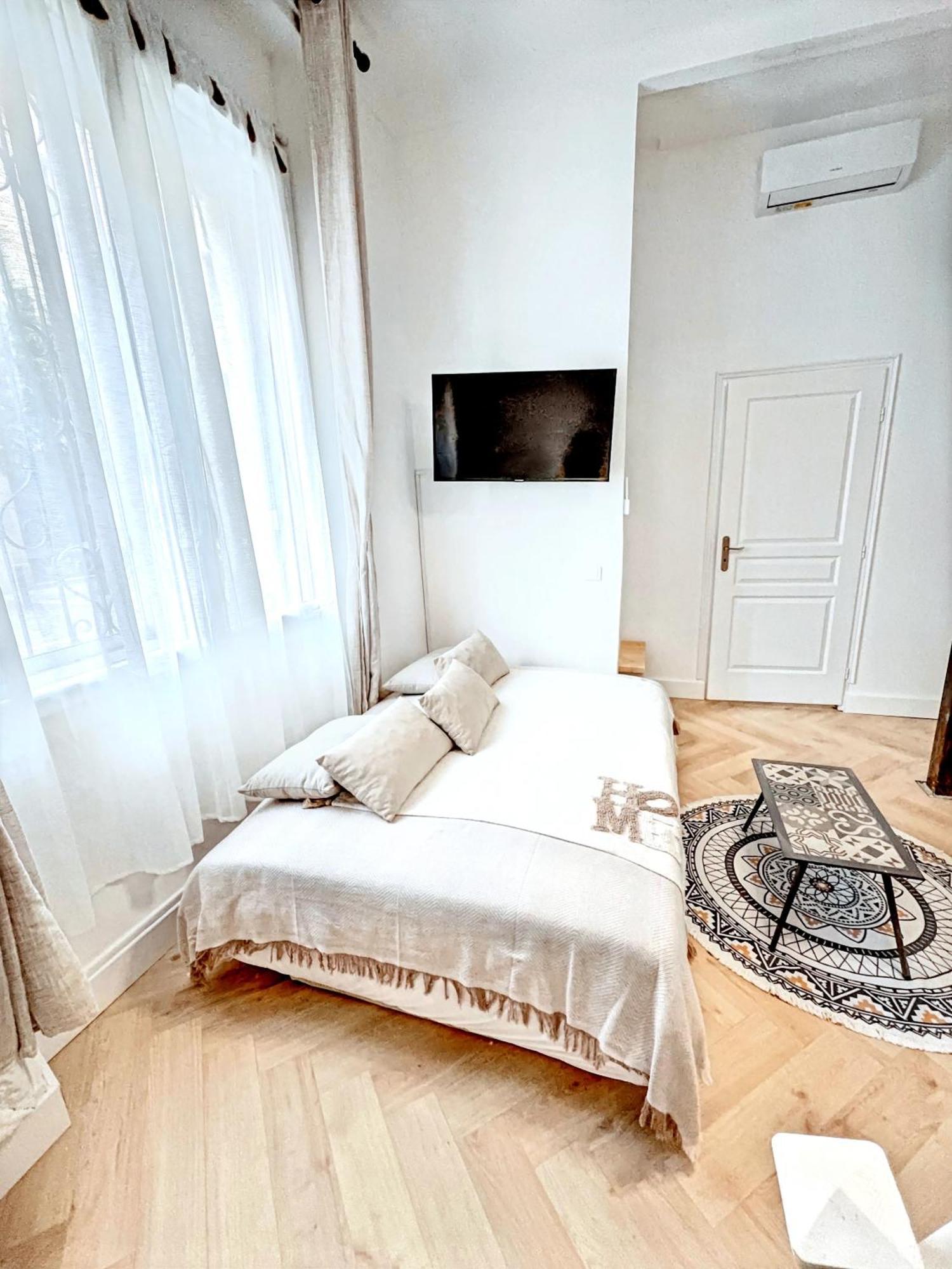 Mini Duplex 50M Du Vieux Port Apartamento Cannes Exterior foto